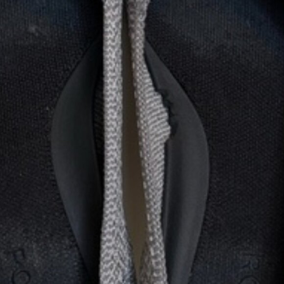 Rothy’s The Point II Ballet Flats Gray with Black Cap Toe Size 9 - Picture 7 of 9